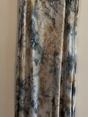 Billabong Taupe and Charcoal Tie-Dye Maxi Skirt
